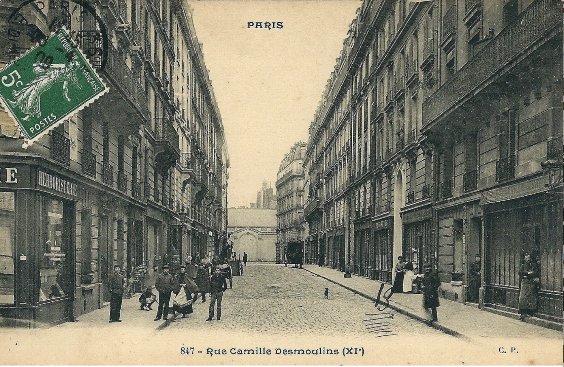 Rue Camille Desmoulins
